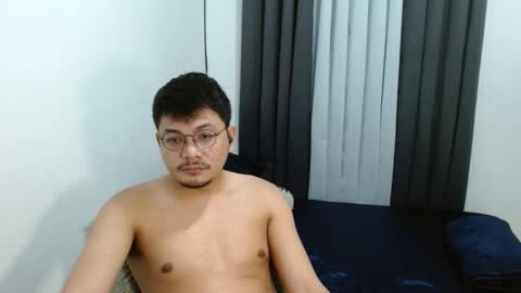 Snapshot of love_hottieh chatting on 28, 10, 2025 love_hottieh online show from 28, 10, 2025