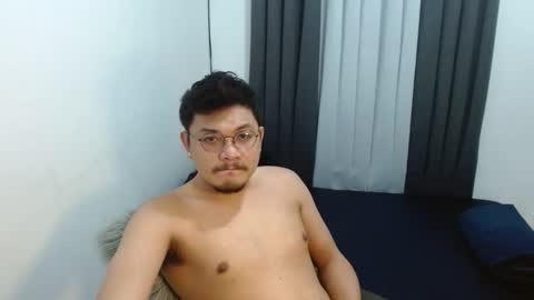 Snapshot of love_hottieh chatting on 5, 11, 2025 love_hottieh online show from 5, 11, 2025