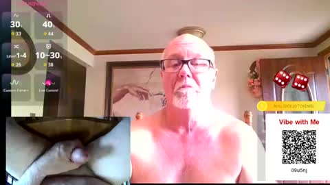 Snapshot of love_pussy1365 chatting on 27, 6, 2026 Hard cock online show from 27, 6, 2026