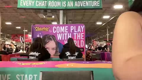 Snapshot of love_raquel_xo chatting on 8, 12, 2024 Raquel Love online show from 8, 12, 2024