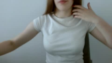 Snapshot of love_vivian chatting on 26, 6, 2026 Vivian online show from 26, 6, 2026