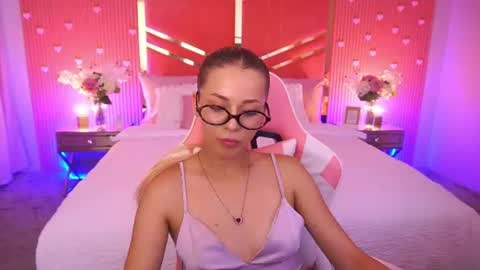 loveedove online show from 23, 6, 2026