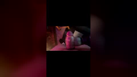 Snapshot of loveerrboyy9 chatting on 18, 12, 2025 loveerrboyy9 online show from 18, 12, 2025