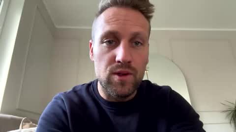 Snapshot of lovefuesse chatting on 30, 10, 2025 lovefuesse online show from 30, 10, 2025