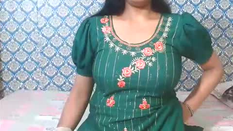 Snapshot of lovefunnitya chatting on 2, 3, 2026 Divya online show from 2, 3, 2026