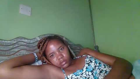 Snapshot of lovegal335 chatting on 10, 1, 2026 lovegal335 online show from 10, 1, 2026