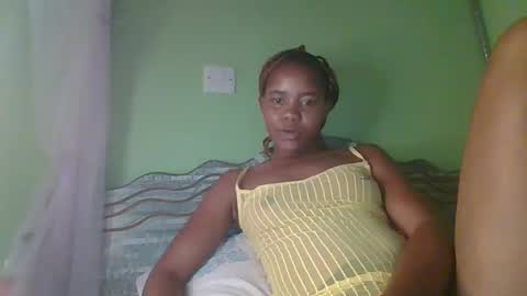 Snapshot of lovegal335 chatting on 14, 1, 2026 lovegal335 online show from 14, 1, 2026