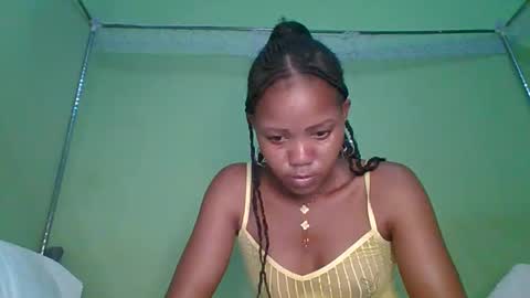 Snapshot of lovegal335 chatting on 8, 3, 2026 lovegal335 online show from 8, 3, 2026