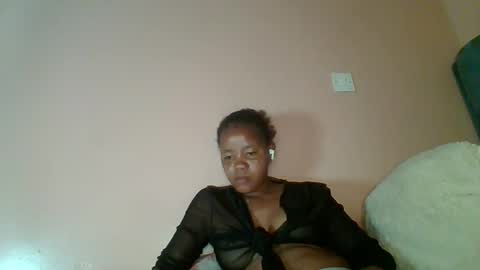 Snapshot of lovegal335 chatting on 28, 3, 2026 lovegal335 online show from 28, 3, 2026
