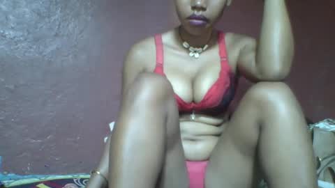 Snapshot of loveinlife750427 chatting on 4, 3, 2025 loveinlife750427 online show from 4, 3, 2025