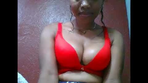 Snapshot of loveinlife750427 chatting on 21, 9, 2025 loveinlife750427 online show from 21, 9, 2025
