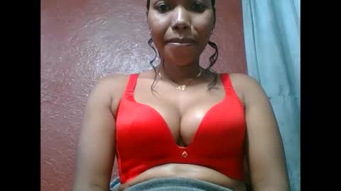 Snapshot of loveinlife750427 chatting on 24, 9, 2025 loveinlife750427 online show from 24, 9, 2025