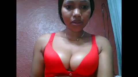 Snapshot of loveinlife750427 chatting on 29, 9, 2025 loveinlife750427 online show from 29, 9, 2025