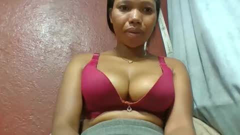 loveinlife750427 online show from 10, 4, 2026