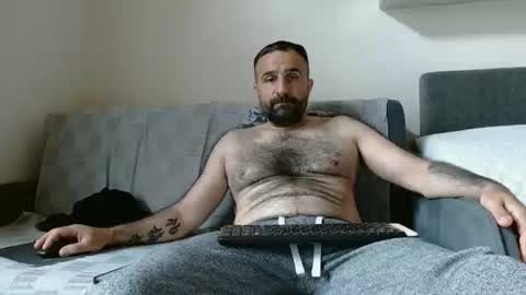 loveivat80 online show from 22, 4, 2026