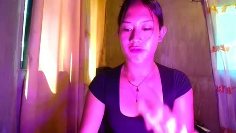 Snapshot of lovely_anne_xx chatting on 5, 11, 2025 anne watapampa uv express online show from 5, 11, 2025