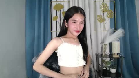 Snapshot of lovely_bellax chatting on 18, 5, 2026 BELLA online show from 18, 5, 2026