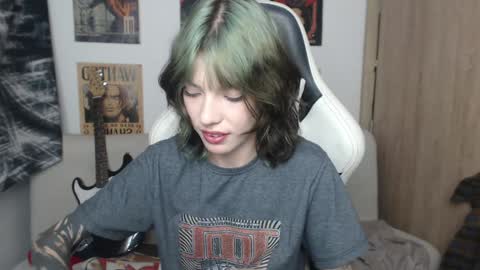 Snapshot of lovely_cass chatting on 23, 1, 2025 Cassie online show from 23, 1, 2025