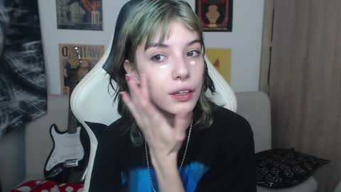 Snapshot of lovely_cass chatting on 25, 1, 2025 Cassie online show from 25, 1, 2025
