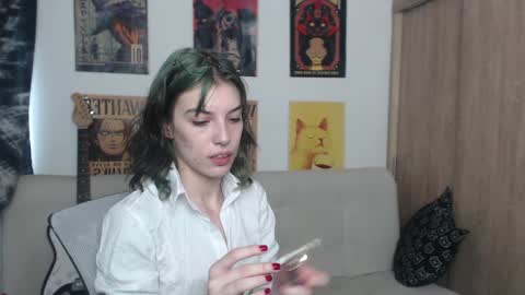 Snapshot of lovely_cass chatting on 1, 2, 2025 Cassie online show from 1, 2, 2025