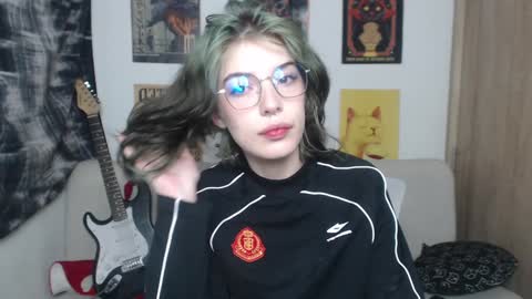 Snapshot of lovely_cass chatting on 8, 2, 2025 Cassie online show from 8, 2, 2025