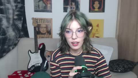 Snapshot of lovely_cass chatting on 10, 2, 2025 Cassie online show from 10, 2, 2025