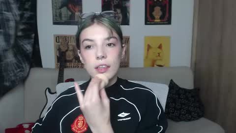 Snapshot of lovely_cass chatting on 14, 2, 2025 Cassie online show from 14, 2, 2025