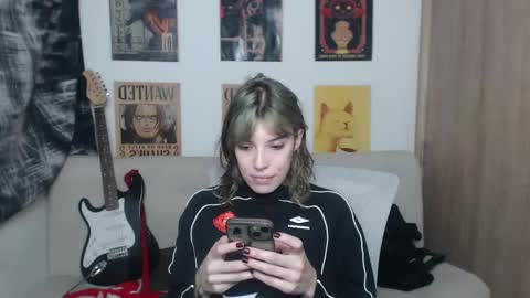 Snapshot of lovely_cass chatting on 25, 2, 2025 Cassie online show from 25, 2, 2025