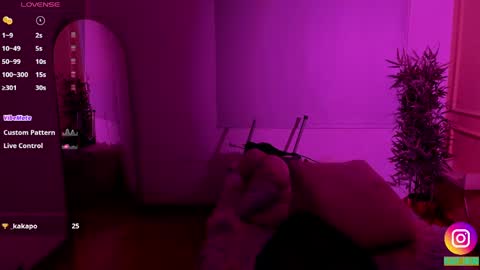 Snapshot of lovely_emma18 chatting on 4, 5, 2026 Emma online show from 4, 5, 2026