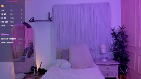 Snapshot of lovely_emma18 chatting on 27, 6, 2026 Emma online show from 27, 6, 2026