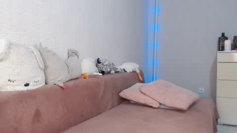 Snapshot of lovely_hayley chatting on 23, 10, 2025 Lovely Hayley online show from 23, 10, 2025