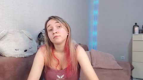 Snapshot of lovely_hayley chatting on 30, 10, 2025 Lovely Hayley online show from 30, 10, 2025