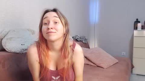 Snapshot of lovely_hayley chatting on 13, 12, 2025 Lovely Hayley online show from 13, 12, 2025