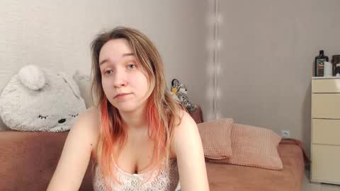 Lovely Hayley online show from 15, 3, 2026