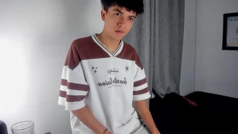 Snapshot of lovely_horny713 chatting on 21, 4, 2026 Salo online show from 21, 4, 2026
