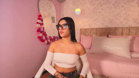 Snapshot of lovely_julls chatting on 11, 2, 2026 lovely_julls online show from 11, 2, 2026