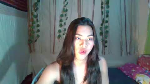 Snapshot of lovely_krizzy chatting on 26, 11, 2025 lovely_krizzy online show from 26, 11, 2025