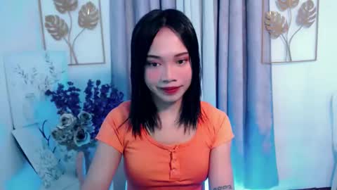 lovely_lianne online show from 16, 11, 2025
