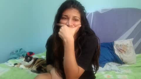 Snapshot of lovely_maia chatting on 20, 4, 2026 Maya online show from 20, 4, 2026