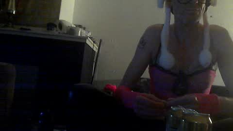 mooie man online show from 5, 4, 2026