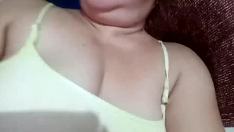 lovely_orchid online show from 23, 12, 2024