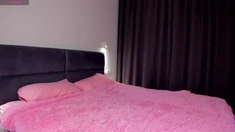 Lolly online show from 7, 3, 2026