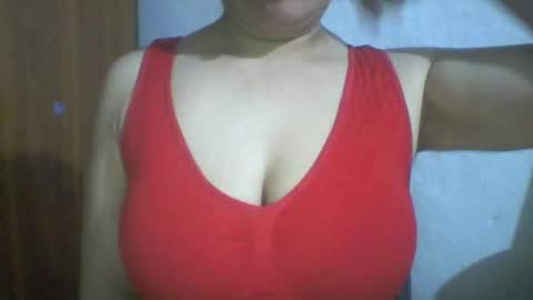 Snapshot of lovely_sweet_girl chatting on 18, 12, 2024 katrina follow me guys online show from 18, 12, 2024