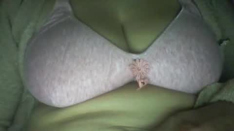 Snapshot of lovely_sweet_girl chatting on 1, 1, 2025 katrina follow me guys online show from 1, 1, 2025