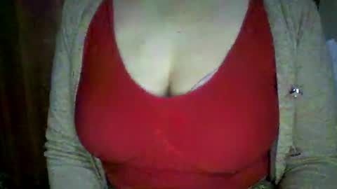 Snapshot of lovely_sweet_girl chatting on 2, 2, 2025 katrina follow me guys online show from 2, 2, 2025