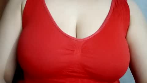 Snapshot of lovely_sweet_girl chatting on 15, 2, 2025 katrina follow me guys online show from 15, 2, 2025