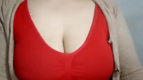 Snapshot of lovely_sweet_girl chatting on 7, 3, 2025 katrina follow me guys online show from 7, 3, 2025
