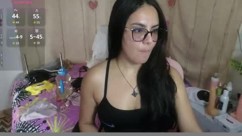 Snapshot of lovely_trix_ chatting on 18, 5, 2026 Trix online show from 18, 5, 2026