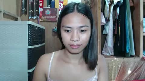Snapshot of lovely_yvoneslutty chatting on 3, 10, 2025 lovely_yvoneslutty online show from 3, 10, 2025