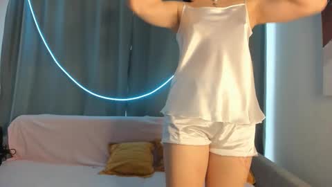 lovelyangellll online show from 15, 1, 2026